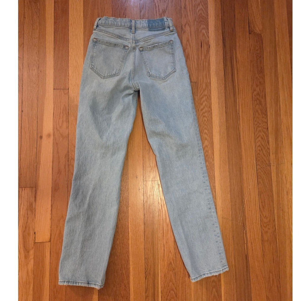 Abercrombie & Fitch 90s Straight Ultra High Rise Jeans Light Wash Split Hem 25/0 - Picture 4 of 10
